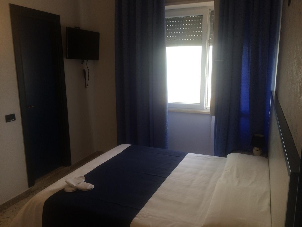 Alex & Lorenz Hotel トルヴァイアニカ エクステリア 写真
