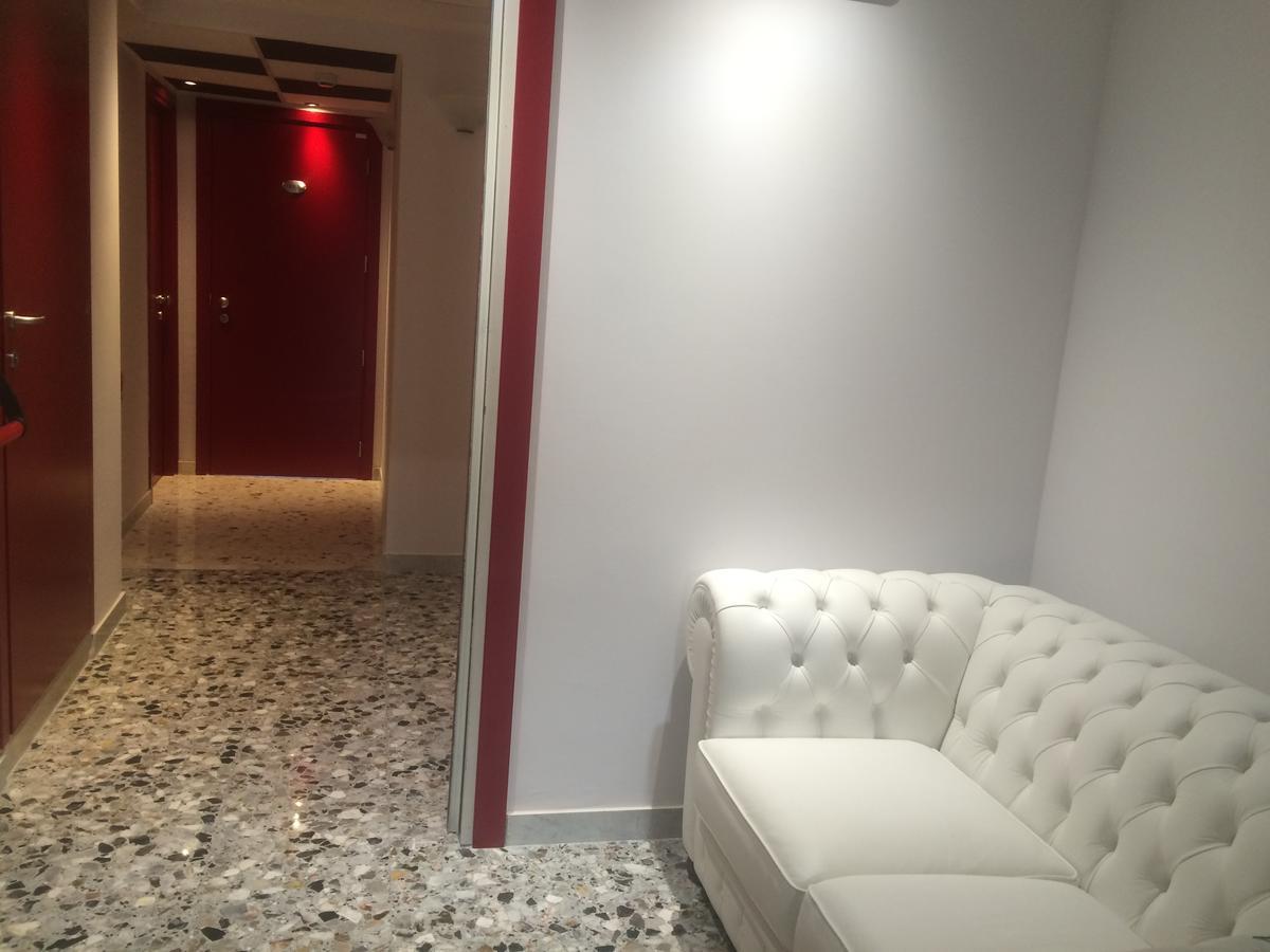 Alex & Lorenz Hotel トルヴァイアニカ エクステリア 写真